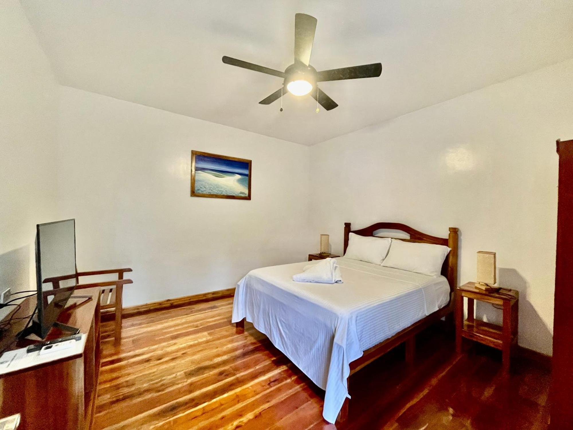 Agoho Resort Mambajao Buitenkant foto